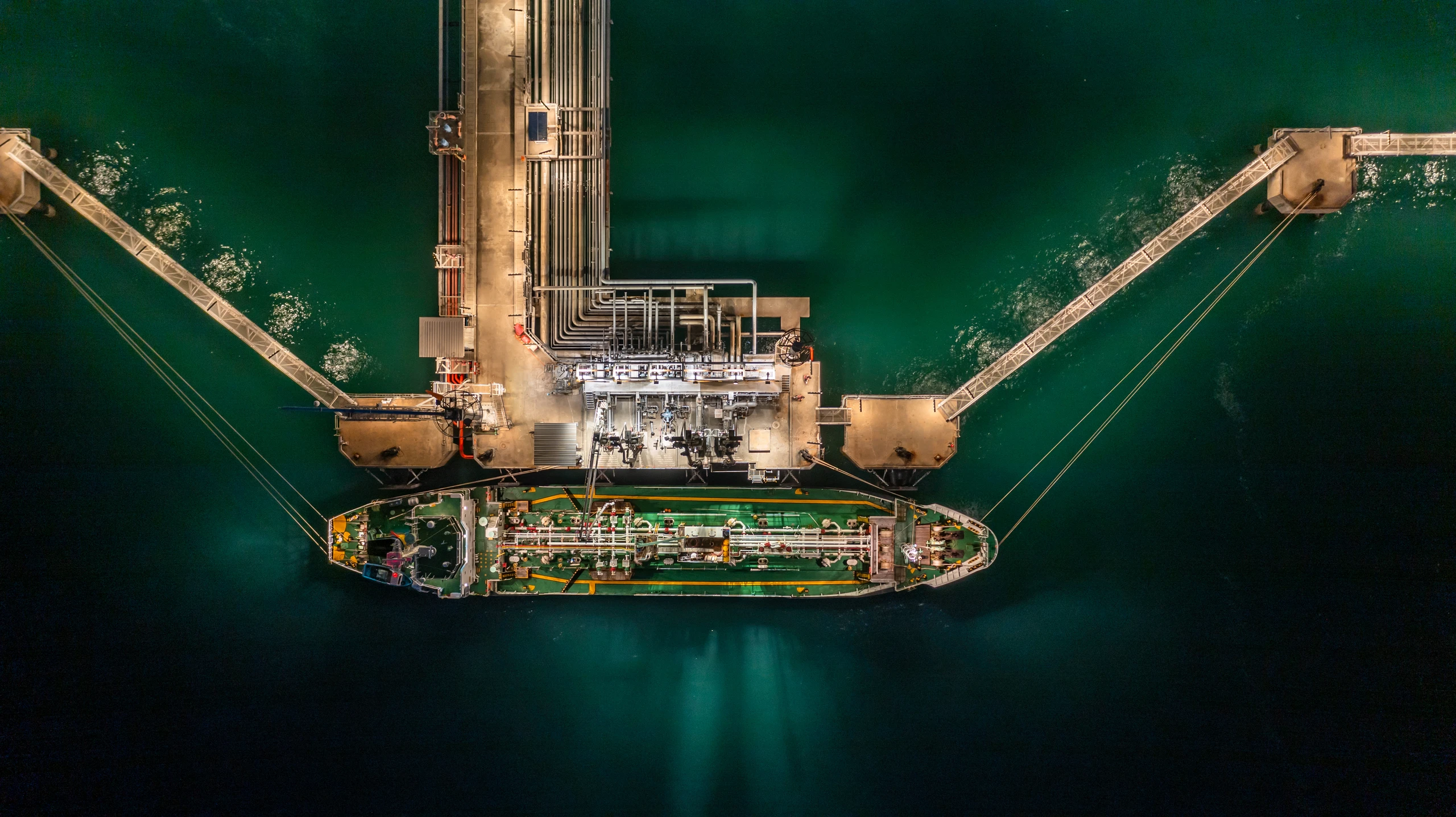 Поставки оборудования